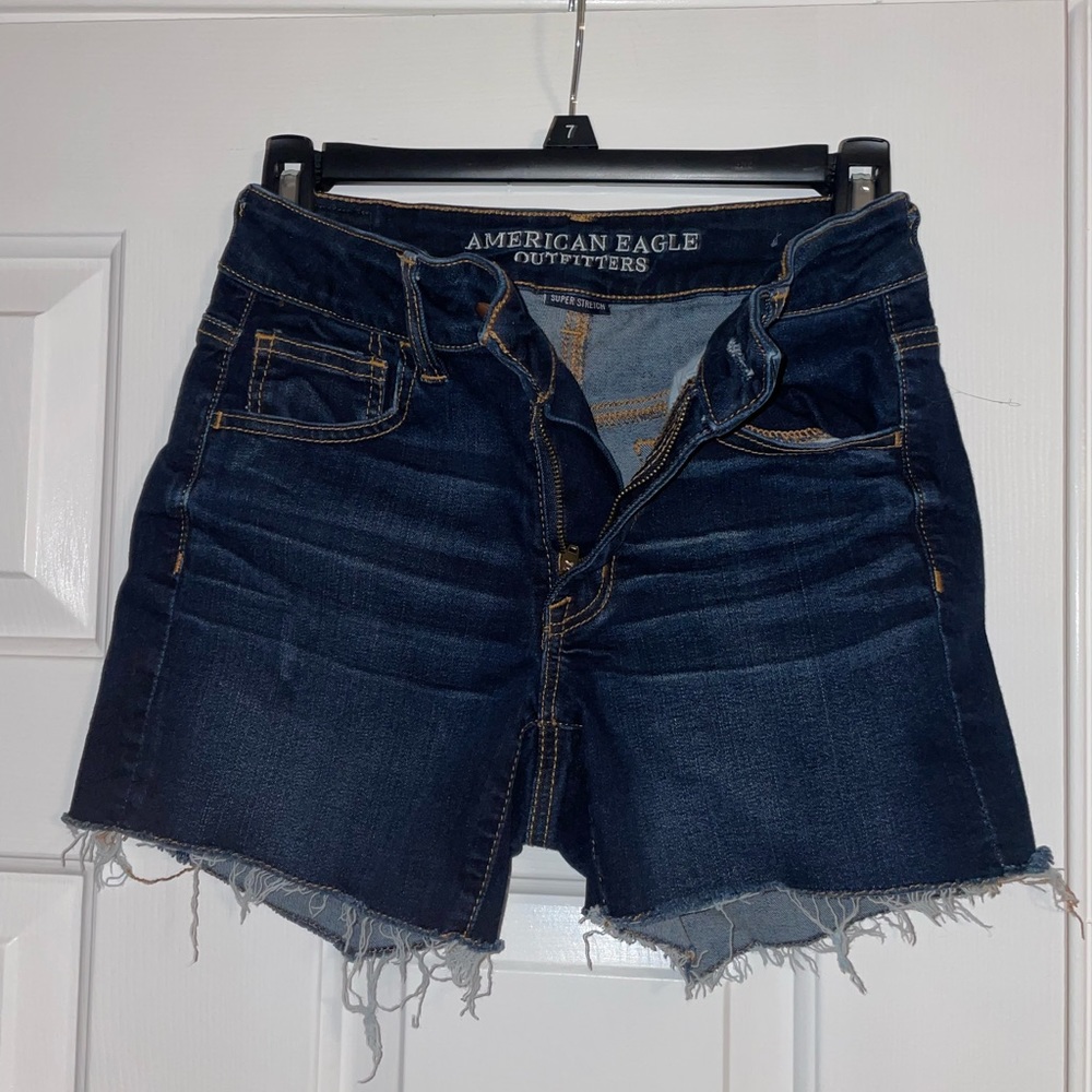 American Eagle outfitters, high-rise Shorty shorts